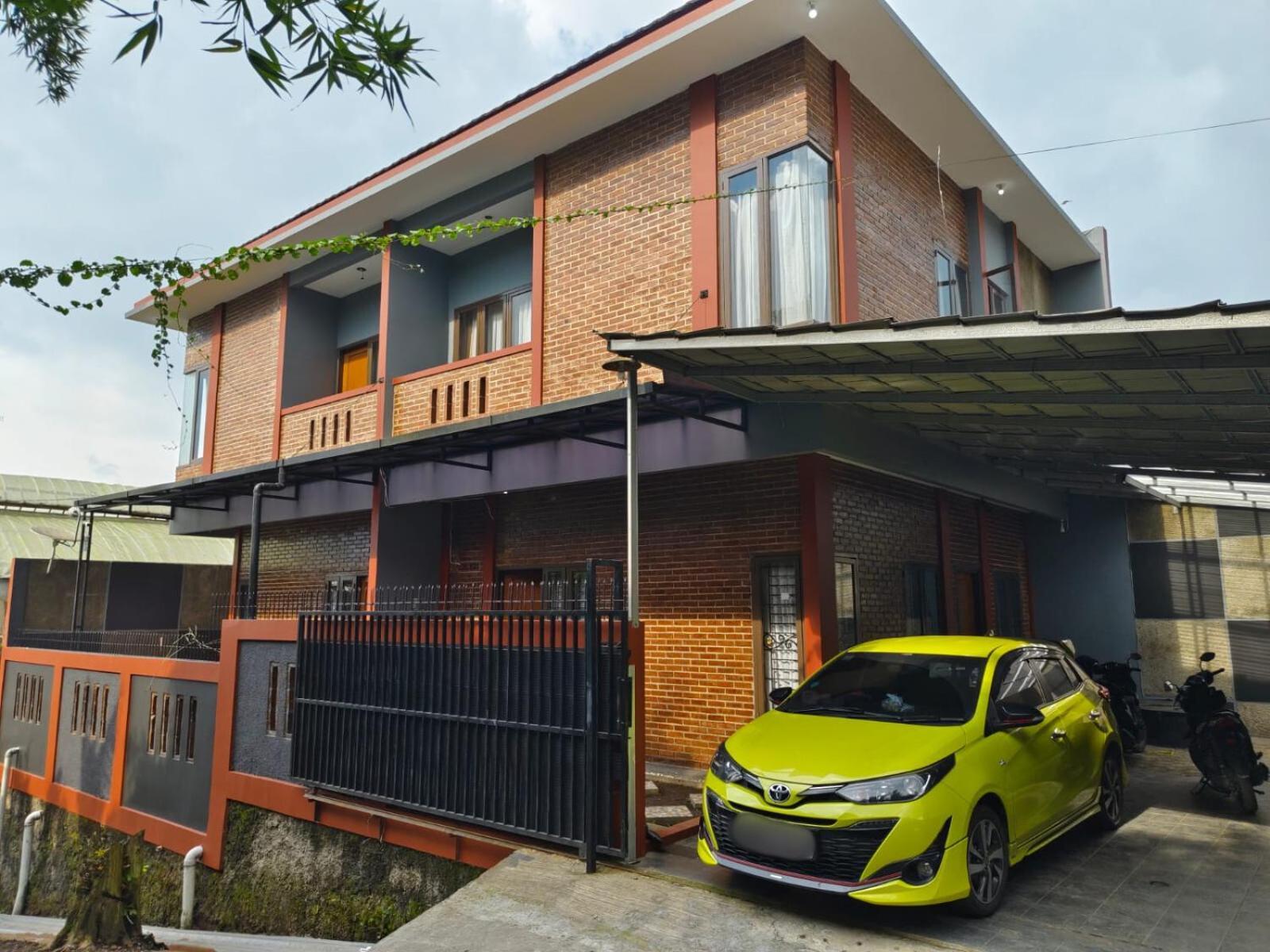 Bajorah Homestay Lembang Εξωτερικό φωτογραφία